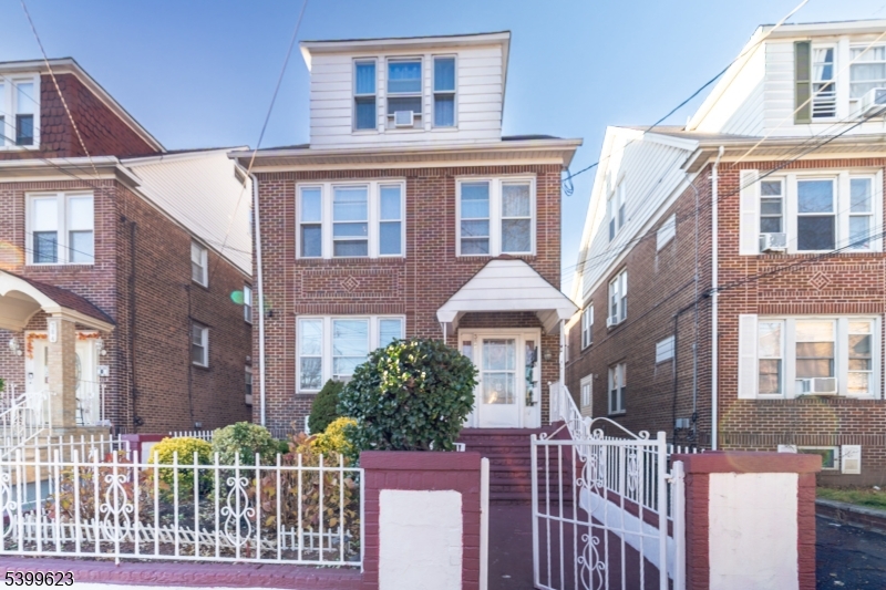 386 N 11th Street Newark NJ 07107