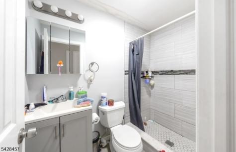 1007 Julia Street Elizabeth NJ 07201