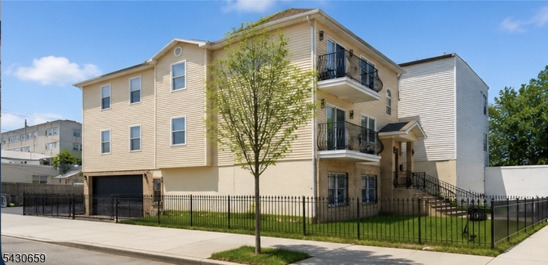 272 Orange Street Newark NJ 07103