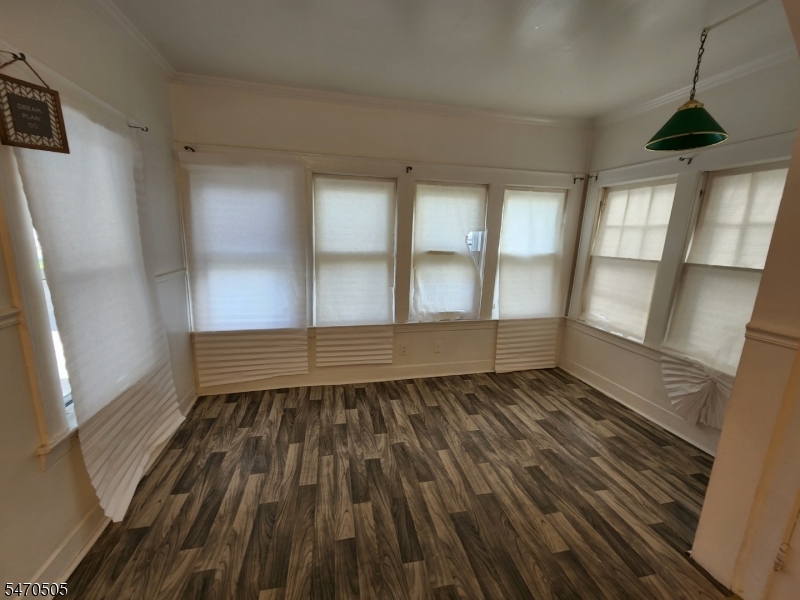 333 White Street Roselle NJ 07203