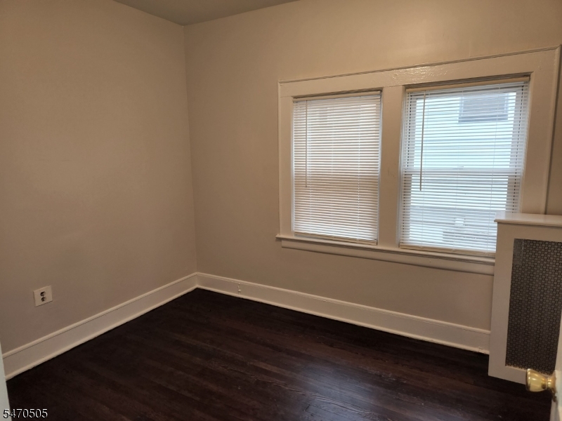 333 White Street Roselle NJ 07203