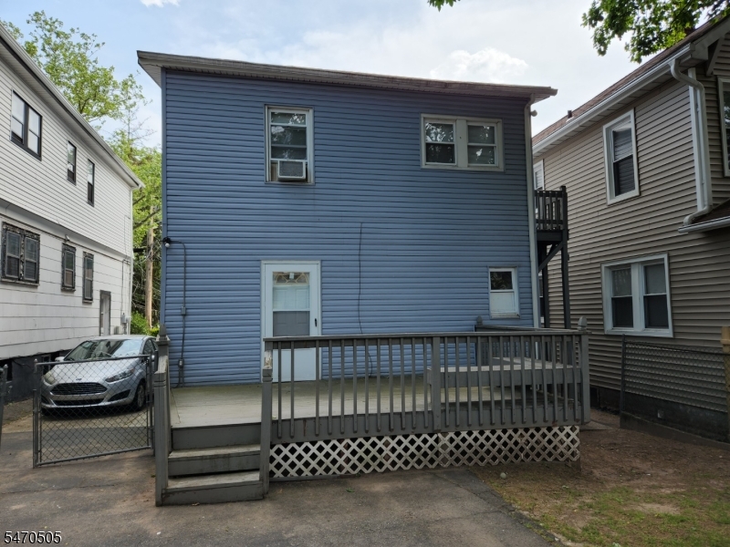 333 White Street Roselle NJ 07203