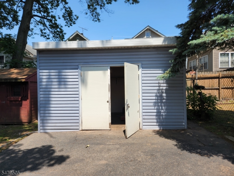 333 White Street Roselle NJ 07203