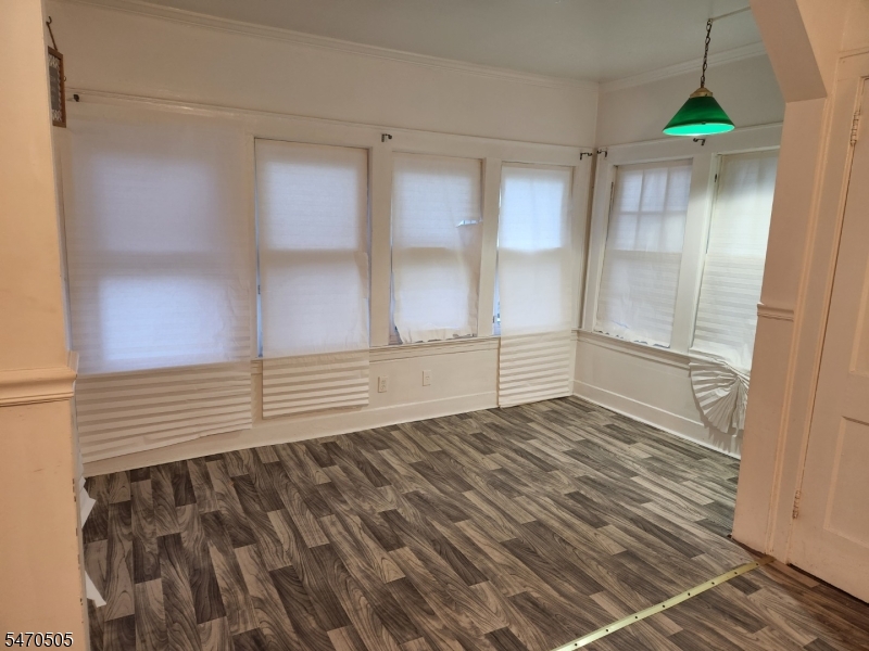333 White Street Roselle NJ 07203