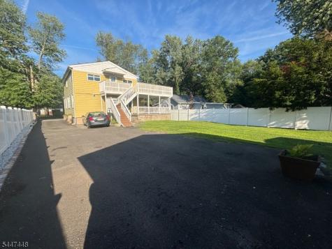 33 Harmon Street Lincoln Park NJ 07035