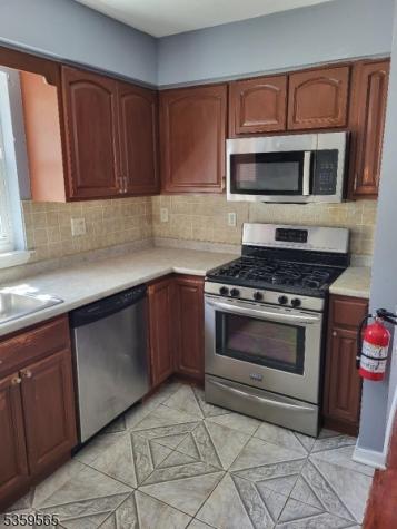 12 Geneva Street Elizabeth NJ 07206