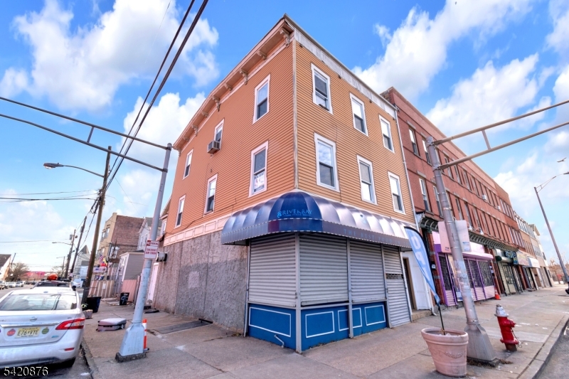 95 1ST Street Elizabeth NJ 07206