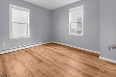 95 1ST Street Elizabeth NJ 07206