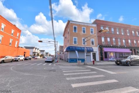 95 1ST Street Elizabeth NJ 07206