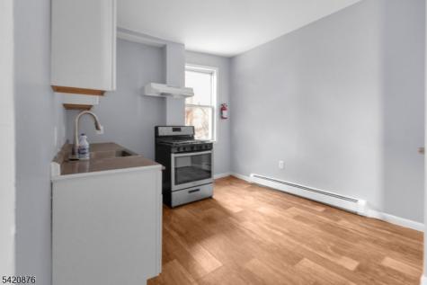 95 1ST Street Elizabeth NJ 07206
