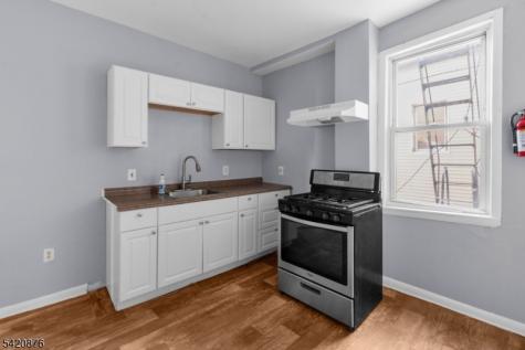 95 1ST Street Elizabeth NJ 07206