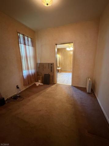 381 Highland Avenue Clifton NJ 07011