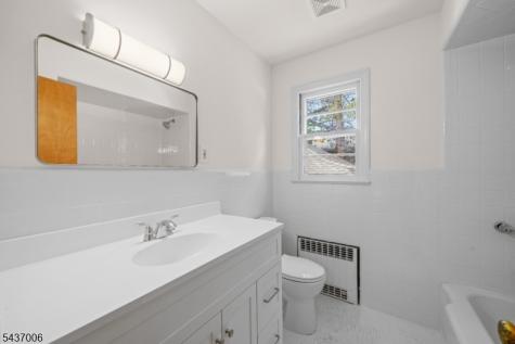 384 Delawanna Avenue Clifton NJ 07014