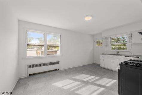 384 Delawanna Avenue Clifton NJ 07014