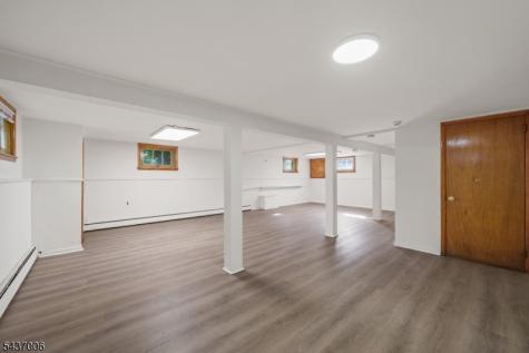 384 Delawanna Avenue Clifton NJ 07014