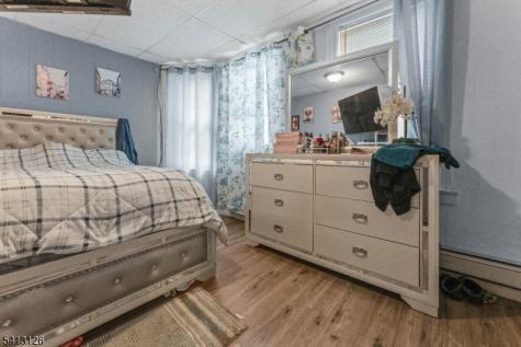 160 Burgess Place Passaic NJ 07055