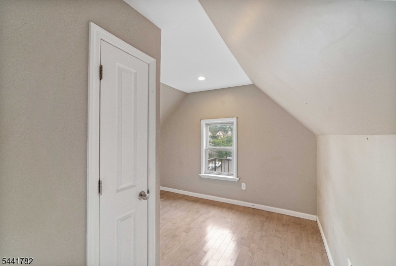 318 Grove Street Newark NJ 07103