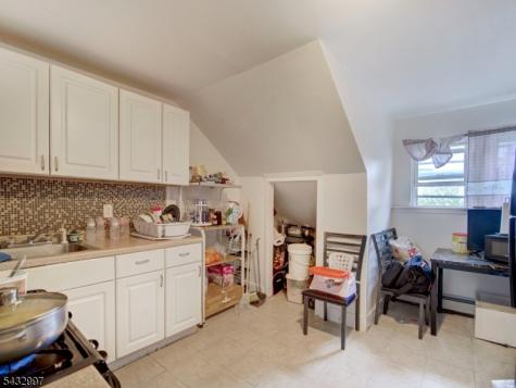 426 E 18th Street Paterson NJ 07524