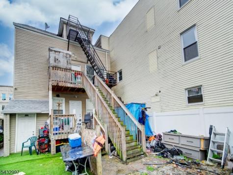 426 E 18th Street Paterson NJ 07524