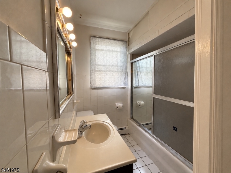 53 Garrison Street Newark NJ 07105