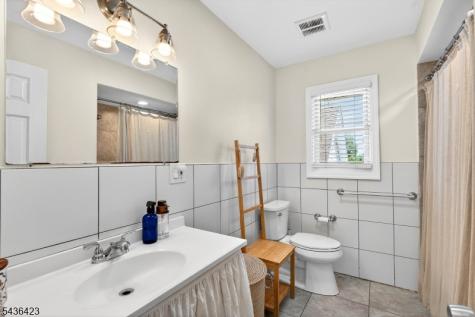 407 Saint Marks Street Linden NJ 07036