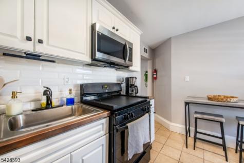 222 William Street East Orange NJ 07017