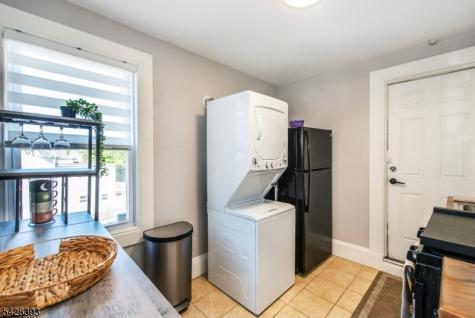 222 William Street East Orange NJ 07017