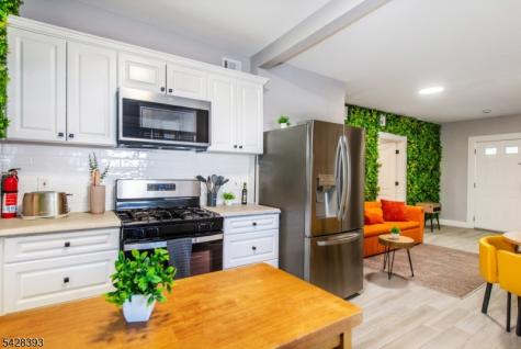 222 William Street East Orange NJ 07017