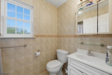 141 Schuyler Avenue Newark NJ 07112