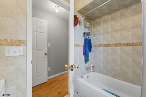 141 Schuyler Avenue Newark NJ 07112