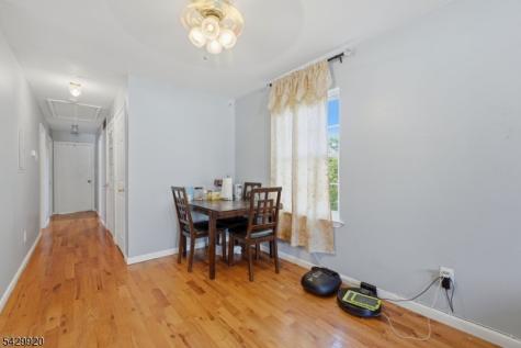 141 Schuyler Avenue Newark NJ 07112