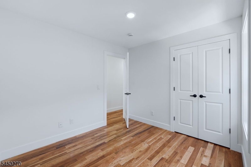 749 S 11th Street Newark NJ 07103