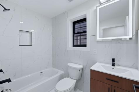 749 S 11th Street Newark NJ 07103