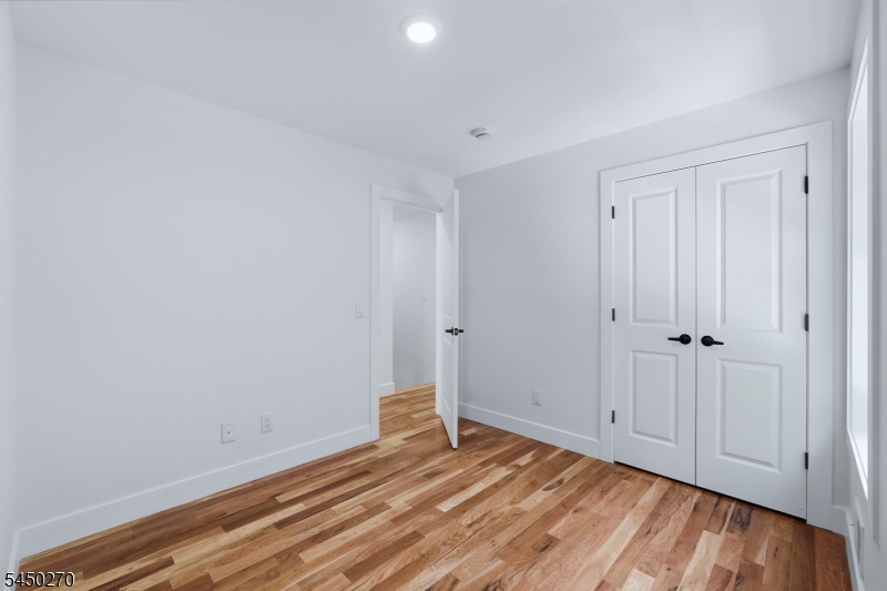 749 S 11th Street Newark NJ 07103
