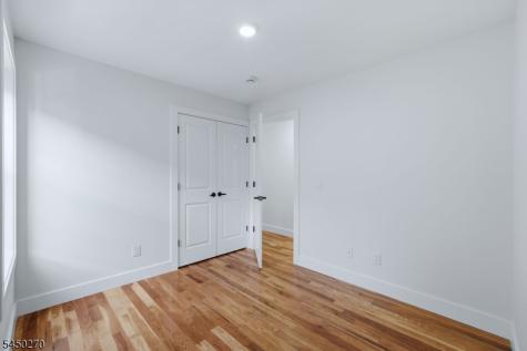 749 S 11th Street Newark NJ 07103