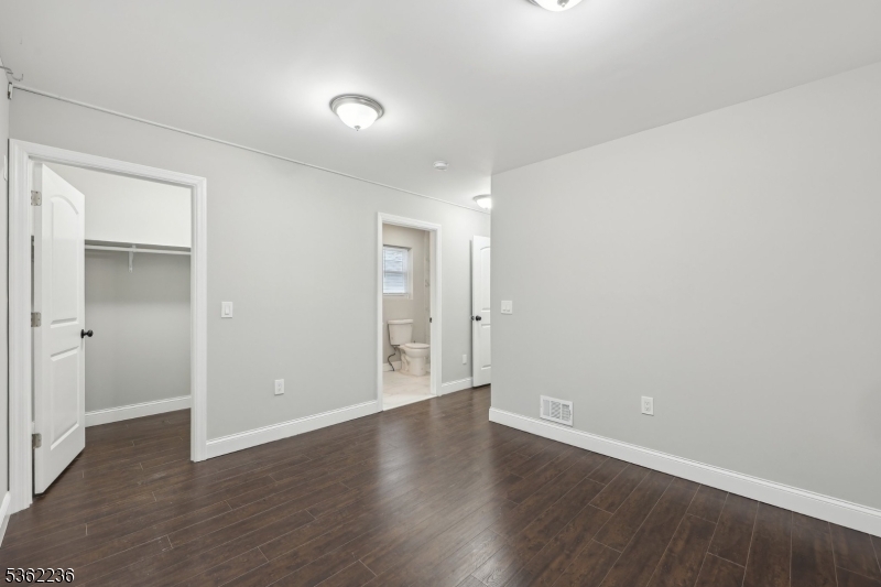 253 N 4th Street Paterson NJ 07522