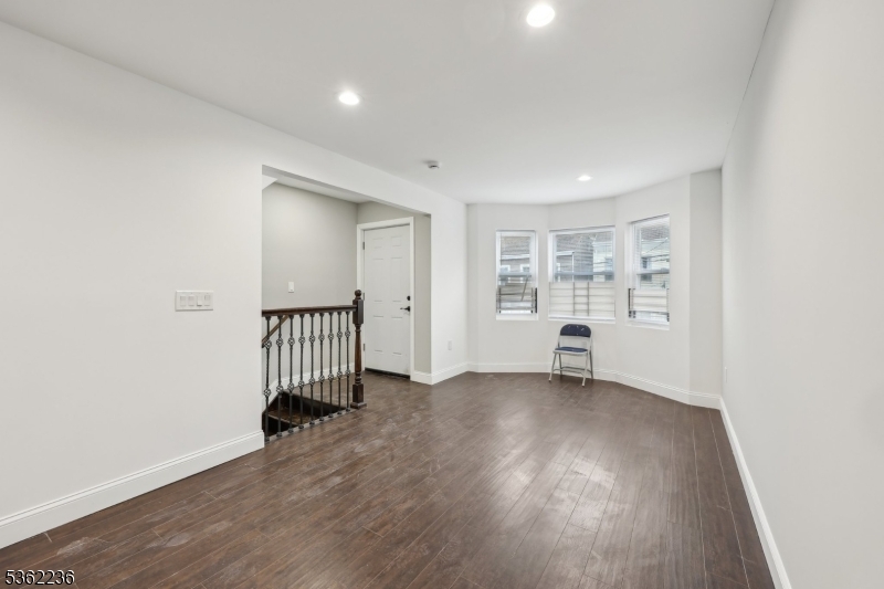 253 N 4th Street Paterson NJ 07522