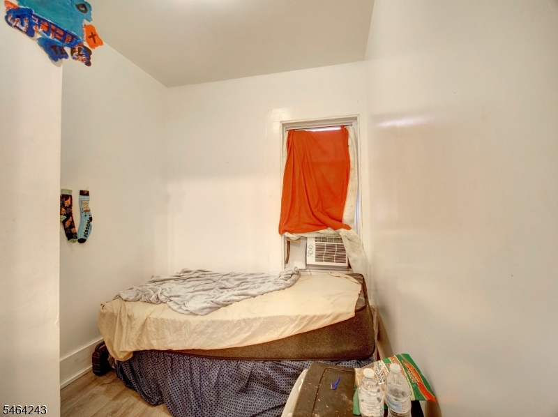 39 Hillman Street Paterson NJ 07522