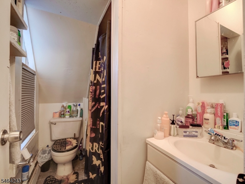 39 Hillman Street Paterson NJ 07522