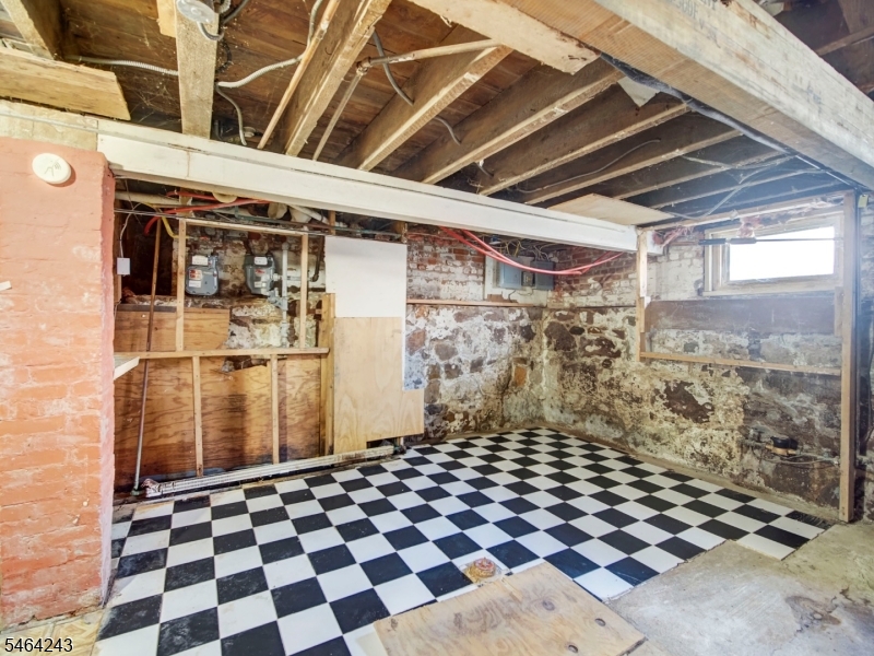 39 Hillman Street Paterson NJ 07522
