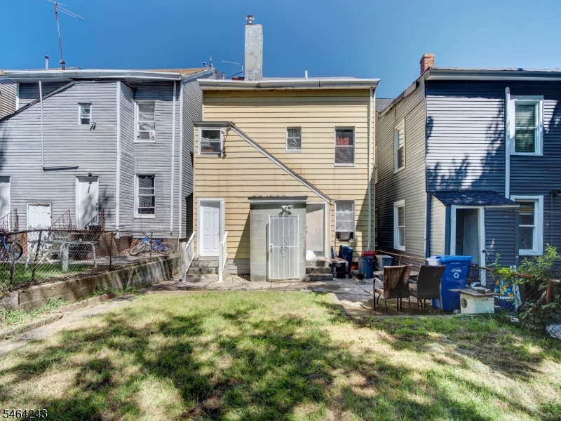 39 Hillman Street Paterson NJ 07522