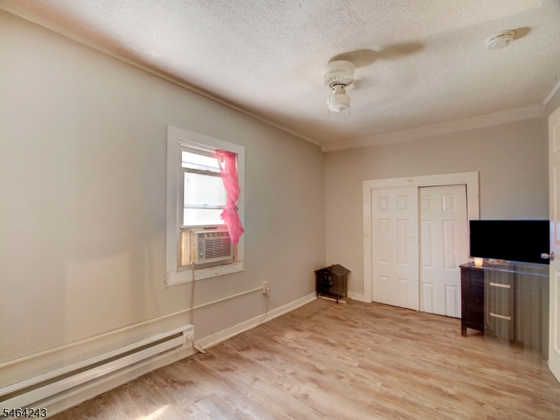 39 Hillman Street Paterson NJ 07522