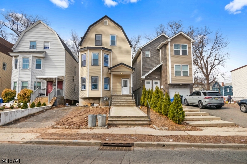 543 N Grove Street East Orange NJ 07017