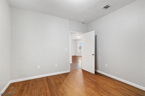 543 N Grove Street East Orange NJ 07017