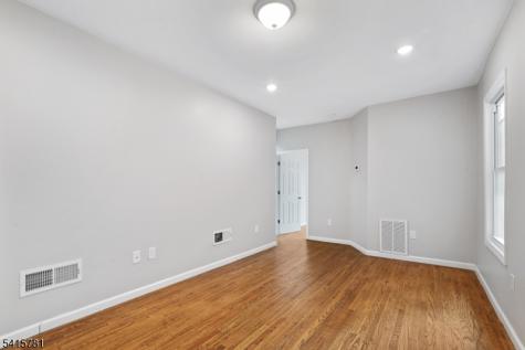543 N Grove Street East Orange NJ 07017