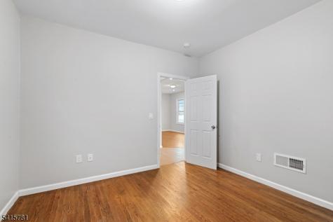 543 N Grove Street East Orange NJ 07017