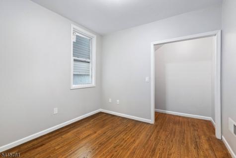 543 N Grove Street East Orange NJ 07017
