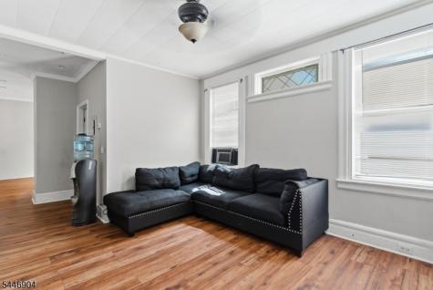 530 Norwood Street East Orange NJ 07018