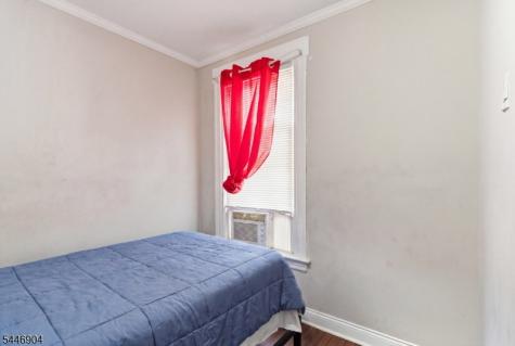530 Norwood Street East Orange NJ 07018