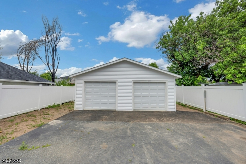 27 Thomas Street South River NJ 08882
